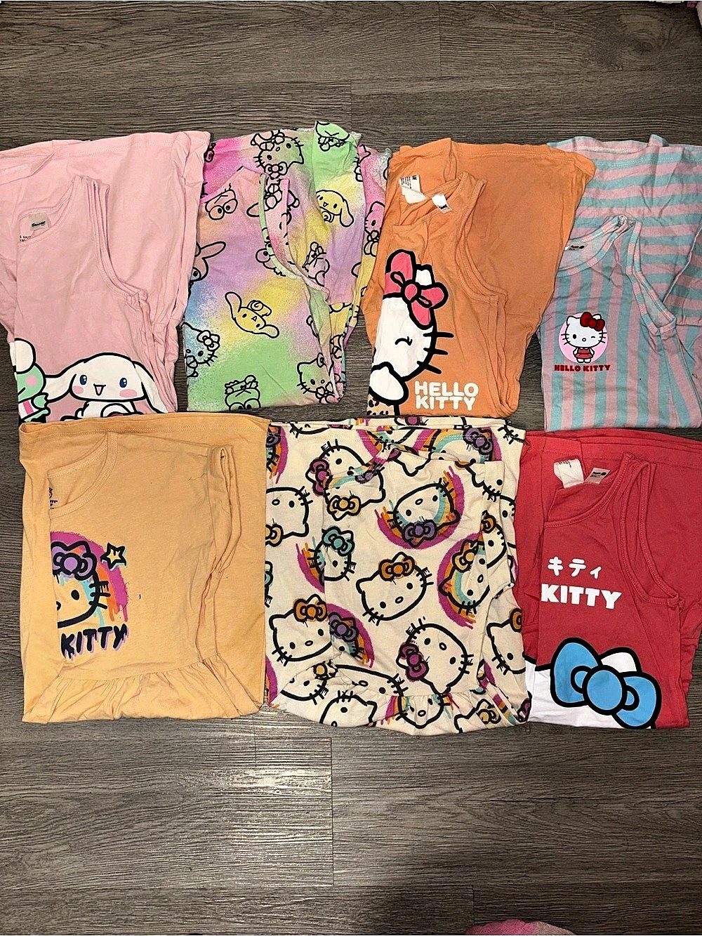 Girls 7-Piece H&M Official Sanrio Hello Kitty & Cinnamoroll Summer/Fall Dress Me